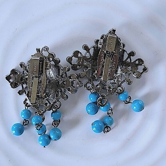 Vtg faux turquoise & rhinestone silver tone clip-on earrings - Picture 4 of 8